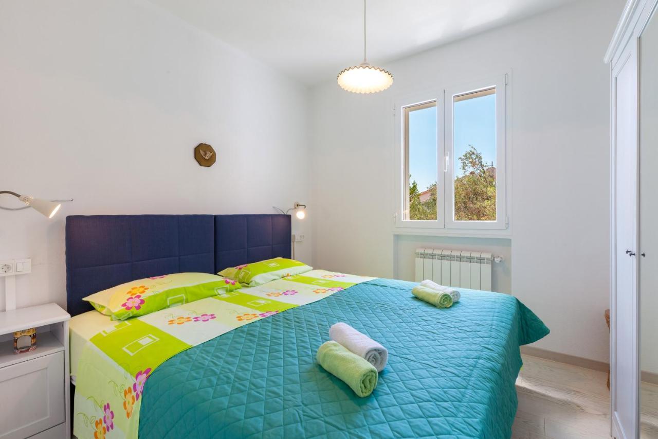 Holiday Home Duje Трогір Екстер'єр фото